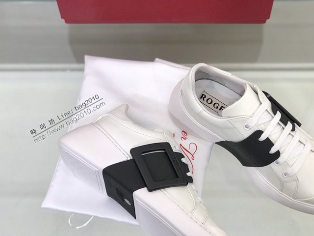 Roger vivier時尚女鞋 RV21早春新款方扣小白鞋運動休閒鞋 dx2964